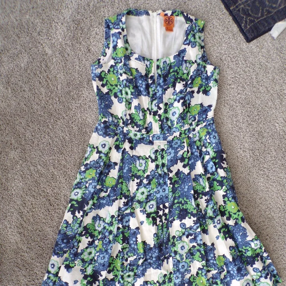 Tory Burch Linen Blue floral fit and flare midi dress 8